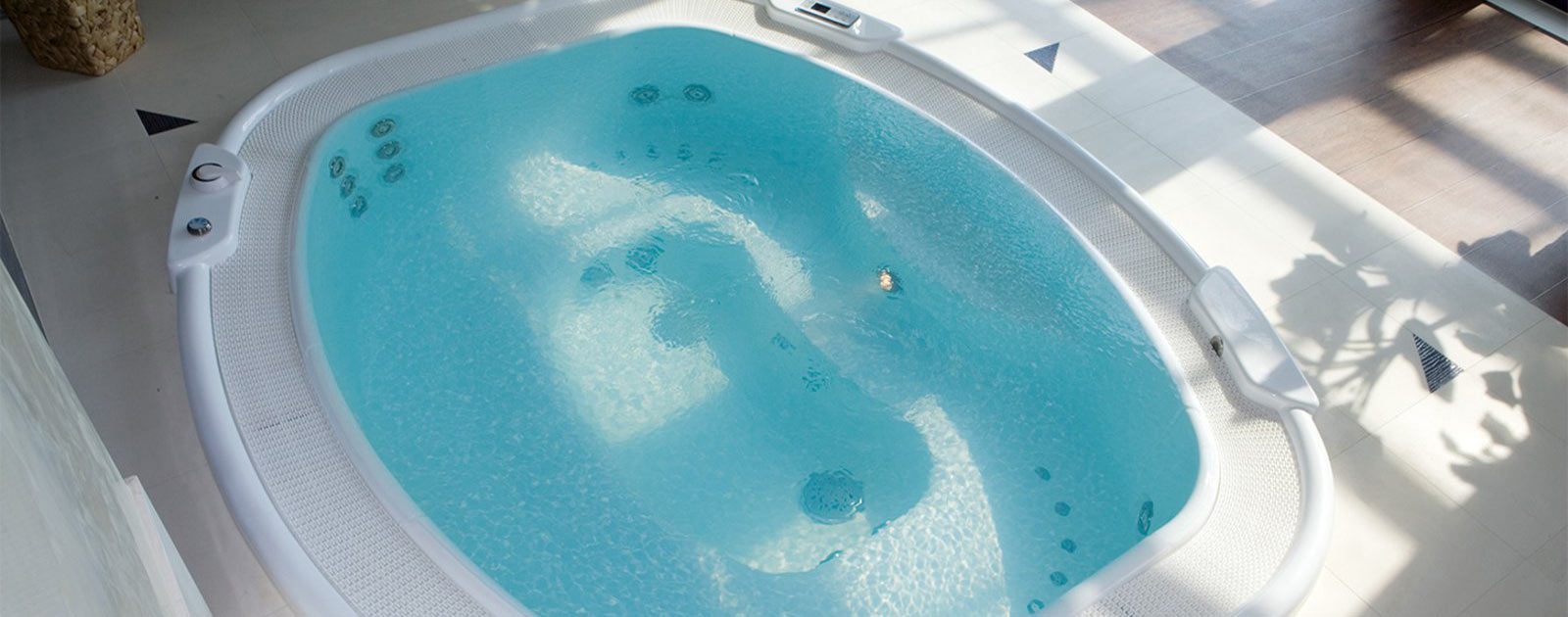 Спа бассейн RivieraSpa Avalo